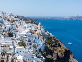 Aegean Glory > Athens – Santorini – Mykonos – Athens | Greece | Tour 8 Days with half day cruise in Santorini!