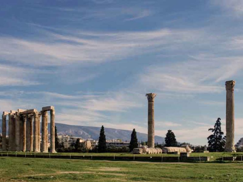 e lashtë-tempull-olimpiada-zeus-2-Athinë-Greqi-europe-Cel-tours