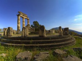 “ZEUS” >Athens – Peloponnese – Delphi – Meteora – Santorini