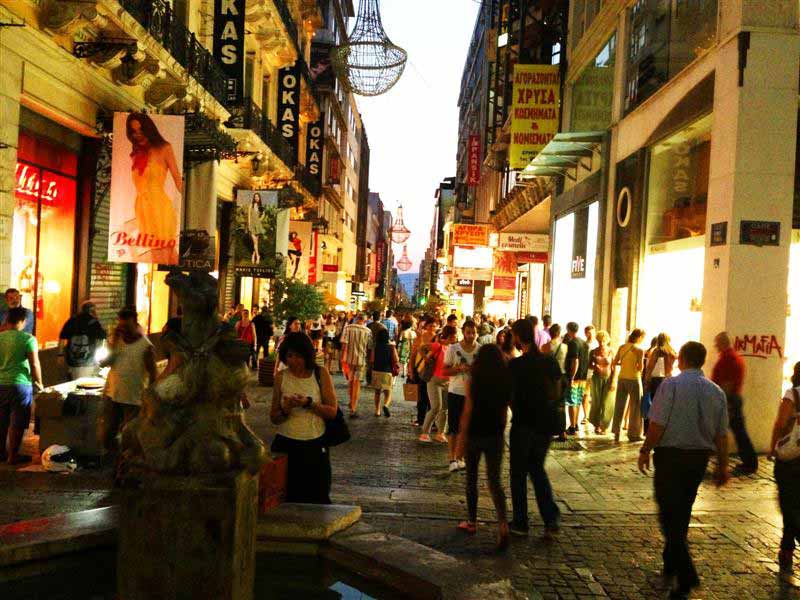 Ermou-street-shopping-Atena-Grecia--Attica Europa-Cel-excursii