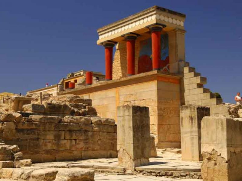 Herakleion-arkeologjike-site-Knossos-pallati-Kretë-ishull-Aegean-Greqi-europe-Cel-tours