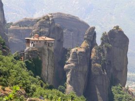 “Philippos“ >Athens – Peloponnese – Delphi – Meteora – Vergina – Thessaloniki – Pella