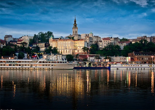 Belgrad-din-din-yerine-dakika-Seyir-Sava-Tuna-ve-gemi-kaplumbağa-akşam-in-a-restoran-Alexander-zevk-güzel - Sırbistan-balkanlar-avrupa-cel-turlar